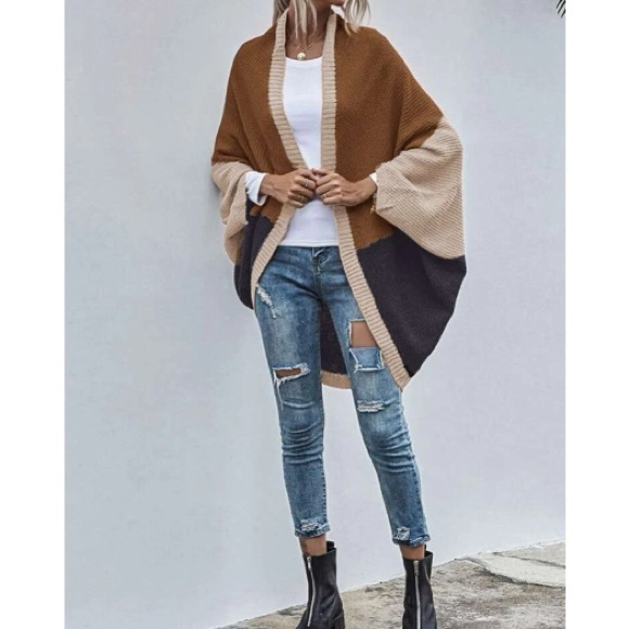 Cozy Color Block Batwing Oversized  Open Front Cardigan - Picture 6 of 6